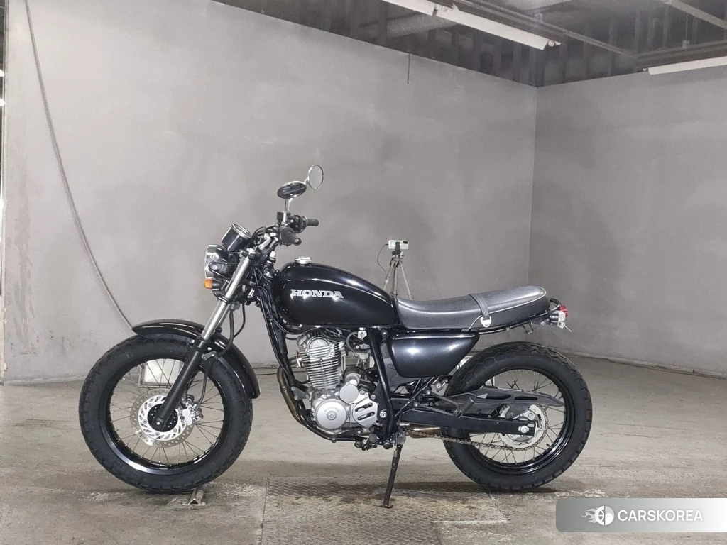 Проданный Honda CB223S 2014 из Японии, фото 2