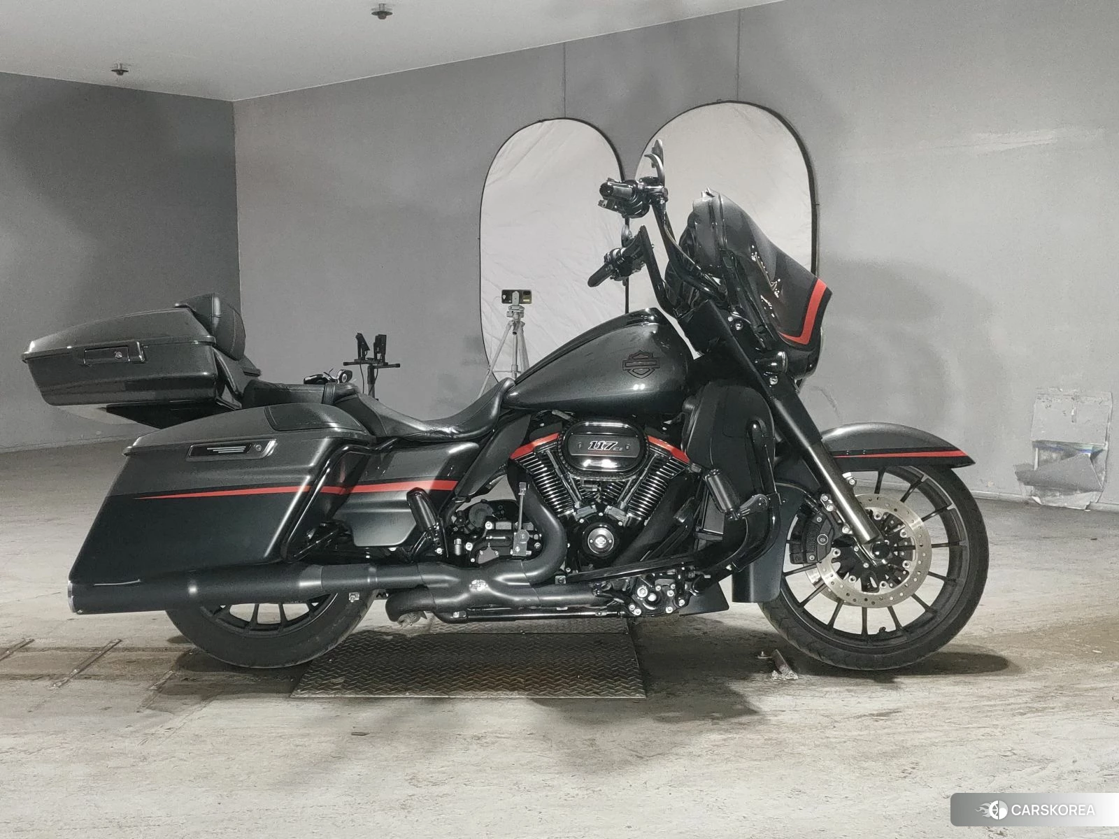 Harley-Davidson Street Glide FLHXSE1920 CVO 2018 из Японии, фото 2