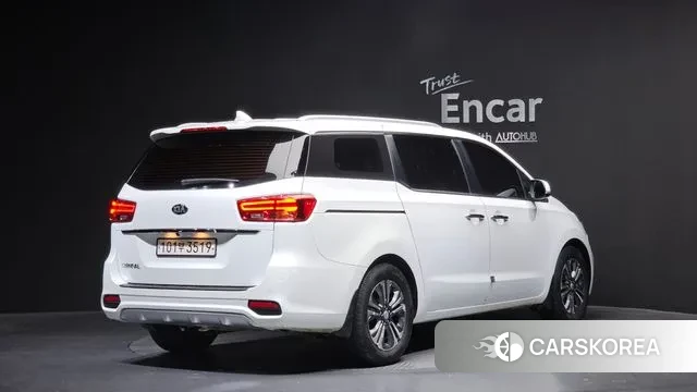 Kia The New Carnival id 3574228 из Кореи 12