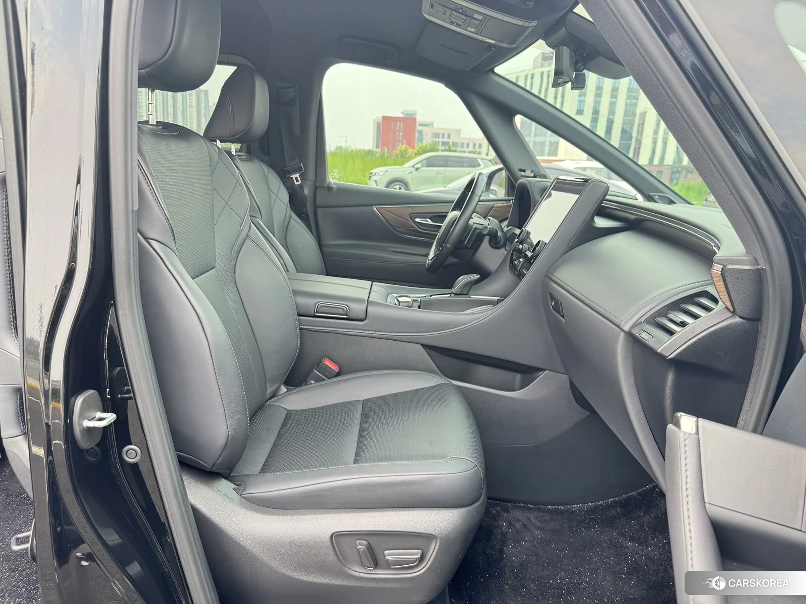 Toyota Elfa id 4468101 из Китая 12