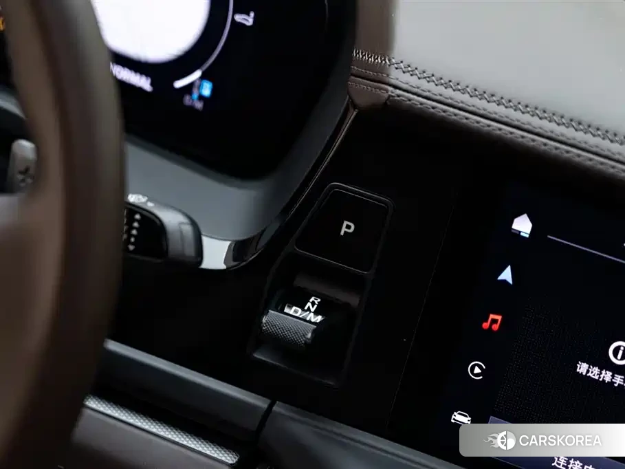 Porsche Panamera id 4565329 из Китая 12