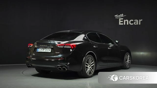 Maserati Ghibli id 4596029 из Кореи 12