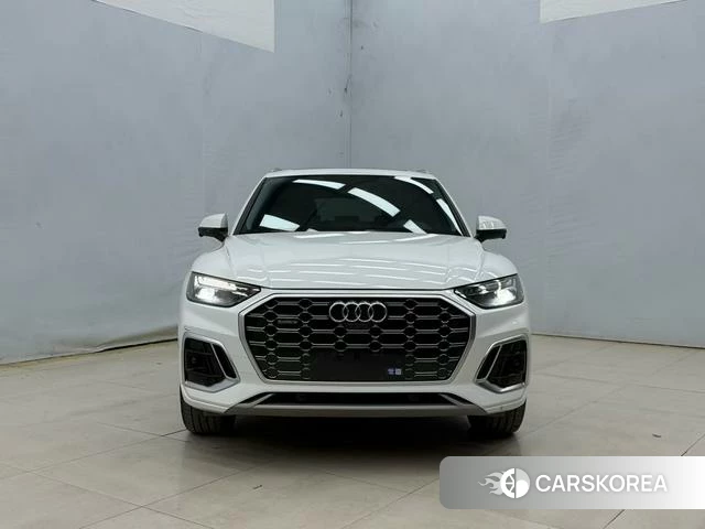 Audi Q5L 2022 Белый из Китая, фото 2