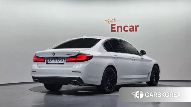 BMW 5 Series (G30) id 4349862 из Кореи 12