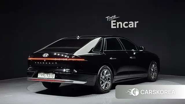 Hyundai Grandeur (GN7) id 3015983 из Кореи 12