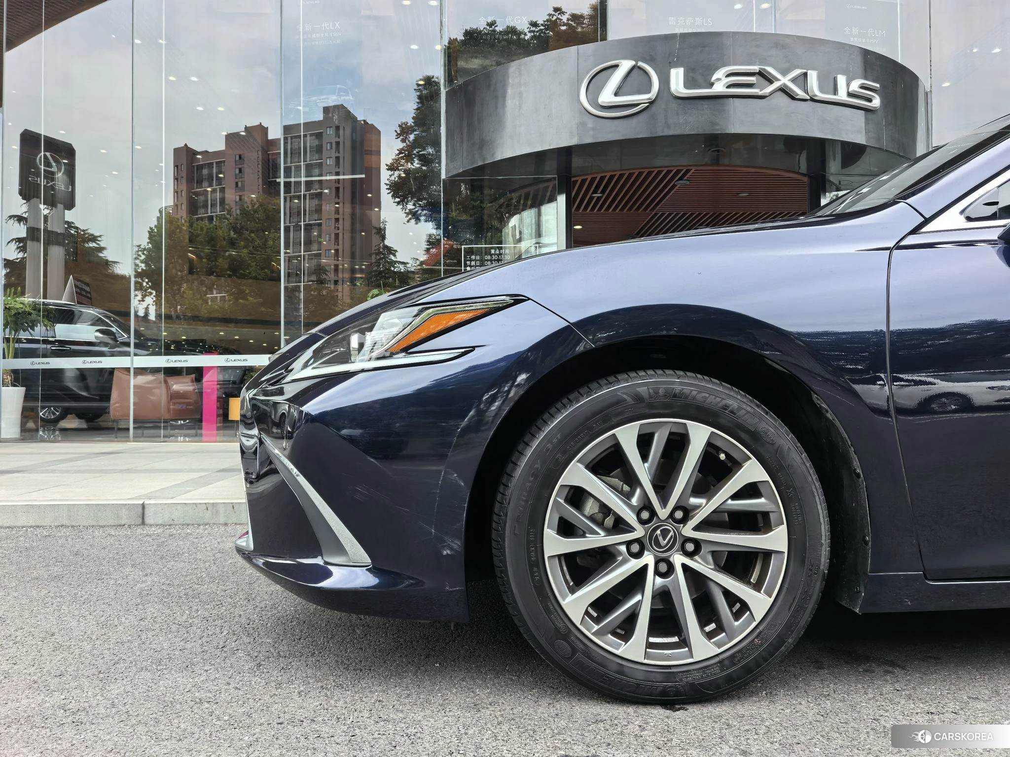 Lexus ES id 4441012 из Китая 9
