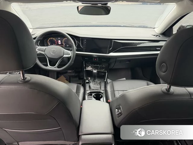 Volkswagen Passat 2021 Черный из Китая, фото 2