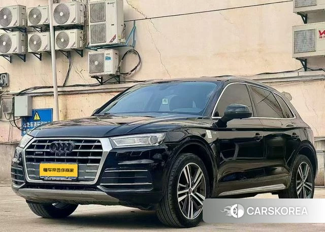 Audi Q5L 2019 Черный из Китая, фото 2