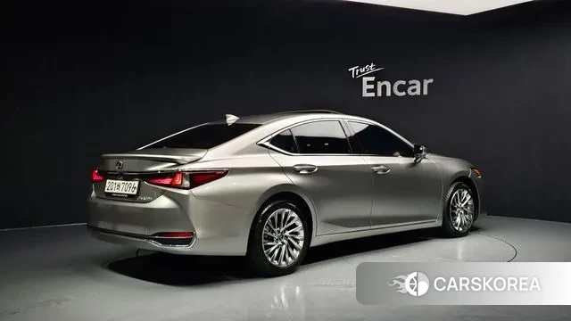 Lexus ES300h 7th generation id 3093135 из Кореи 12