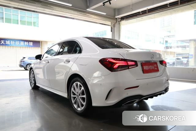 Mercedes-Benz Class A 2021 Белый из Китая, фото 2