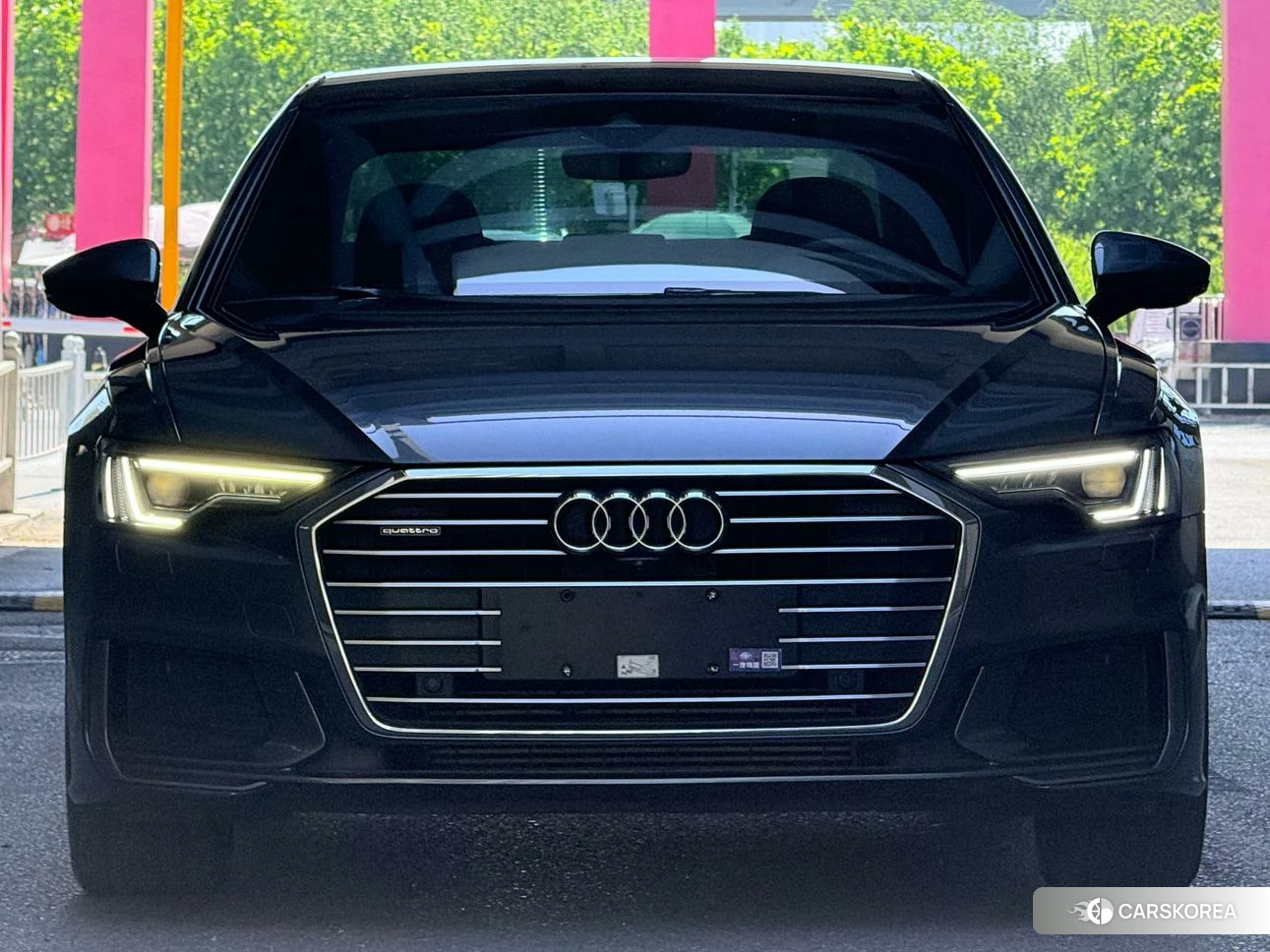 Audi A6L 2020 Серебристо-серый из Китая, фото 4