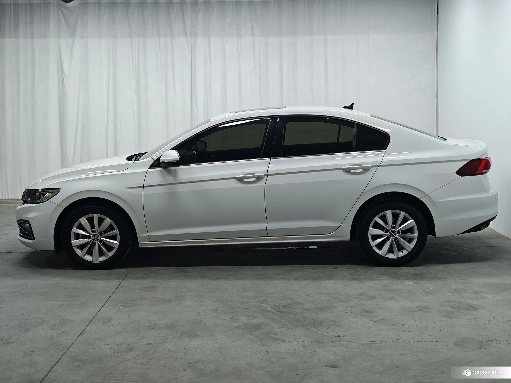 Volkswagen Bora id 4512728 из Китая 12