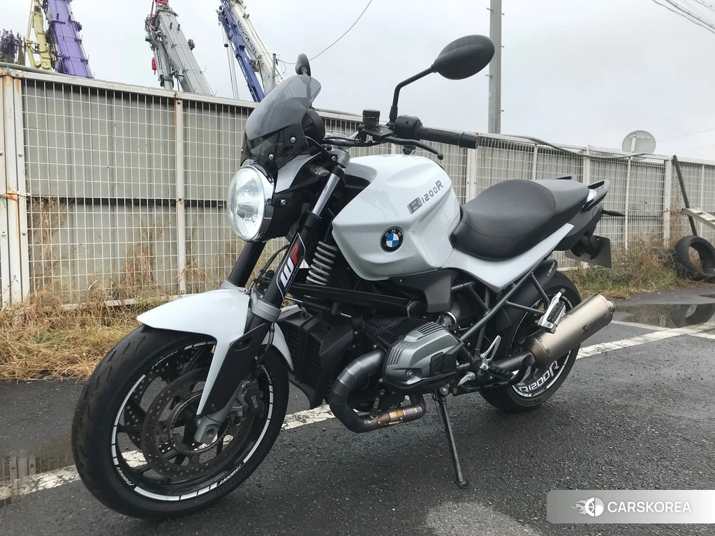 Проданный BMW R1200R 2014 из Японии