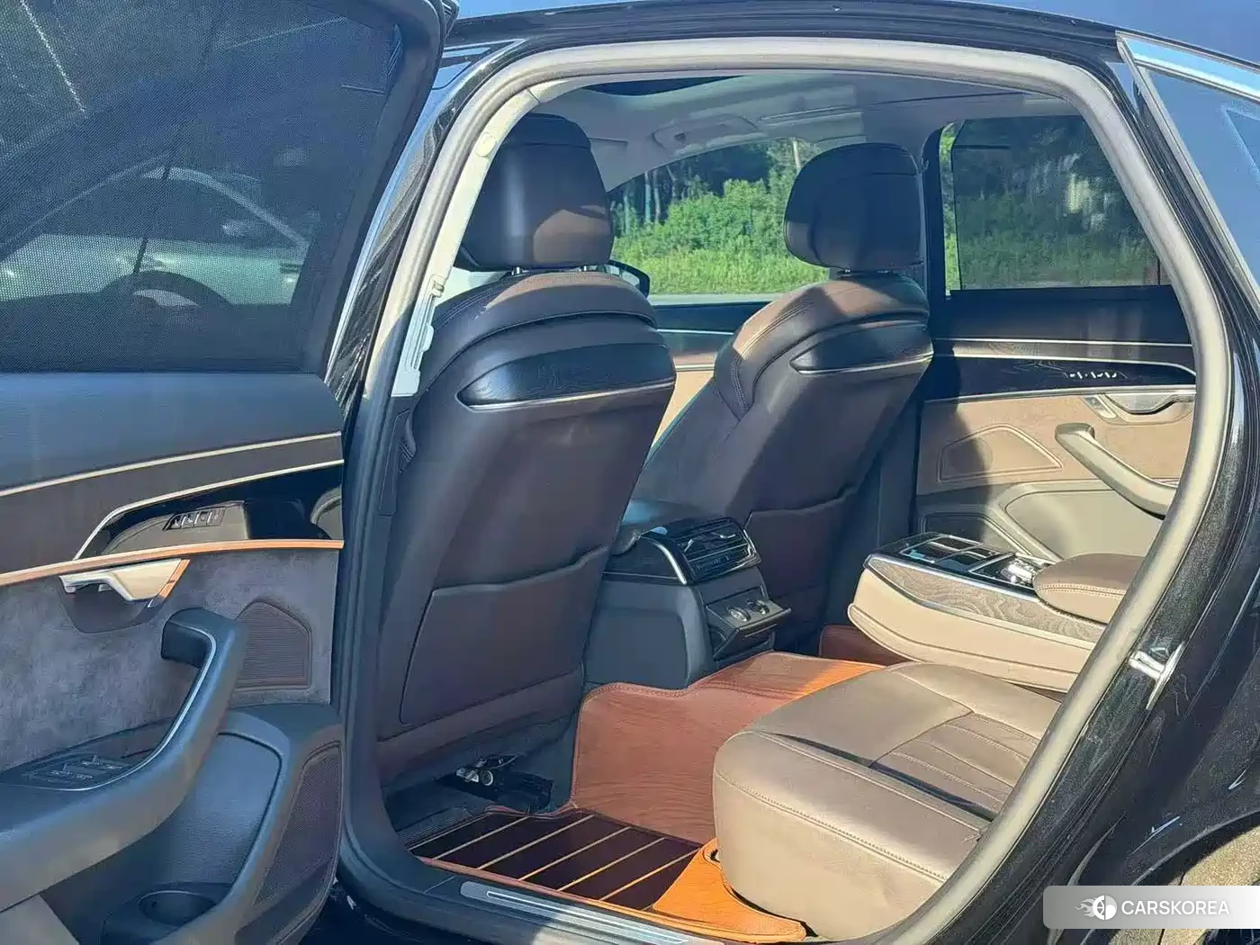 Audi A8 2020 Черный из Китая, фото 2
