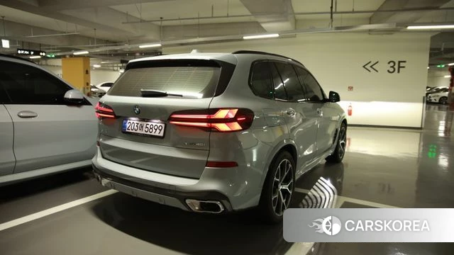 BMW X5 (G05) 2025 Цвет галактики из Кореи, фото 4