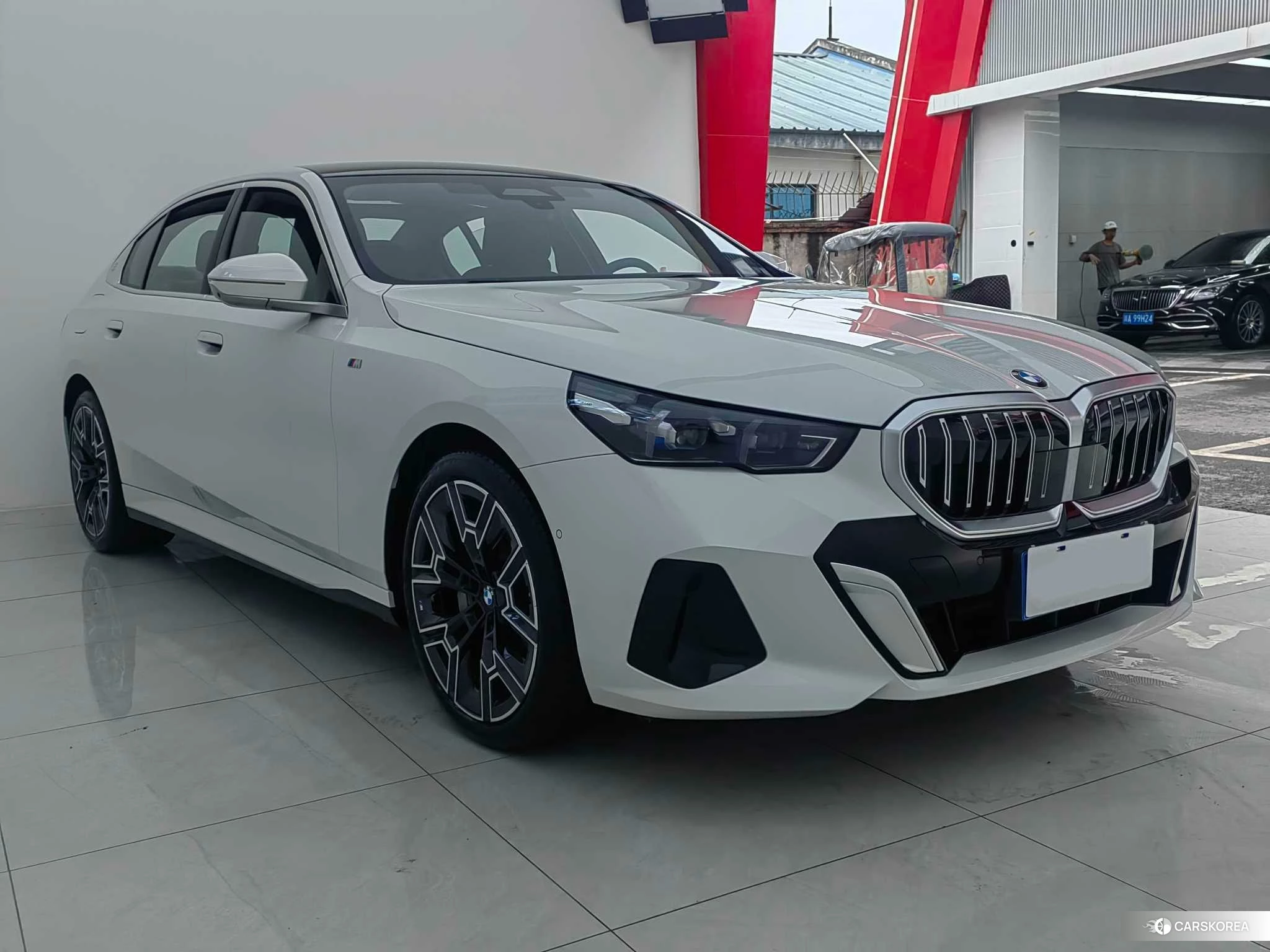 BMW 5 series id 4452637 из Китая 12