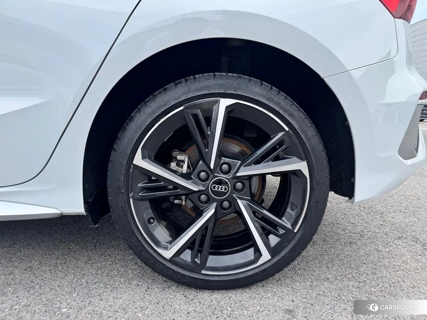 Audi A3 id 4601839 из Китая 12