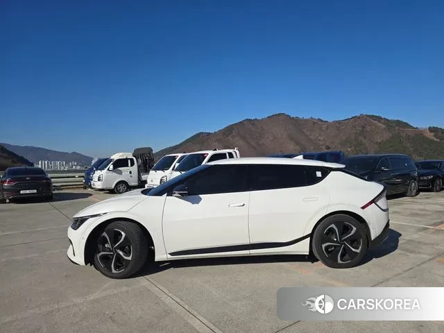 Kia EV6 id 3503435 из Кореи 8