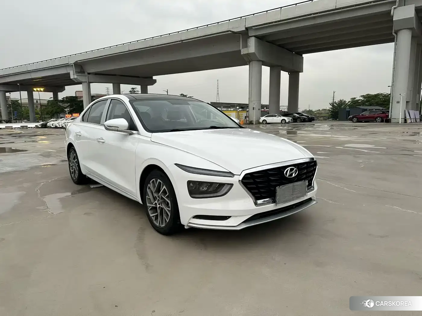 Hyundai Mistra 2022 Белый из Китая, фото 2
