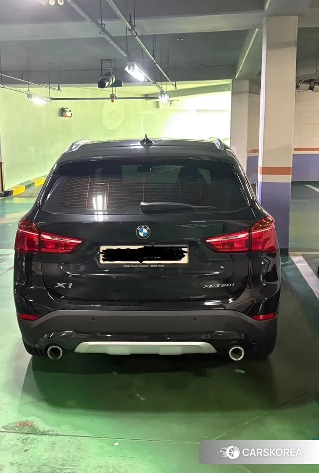 BMW X1 (F48) 2022 Черный из Кореи, фото 2