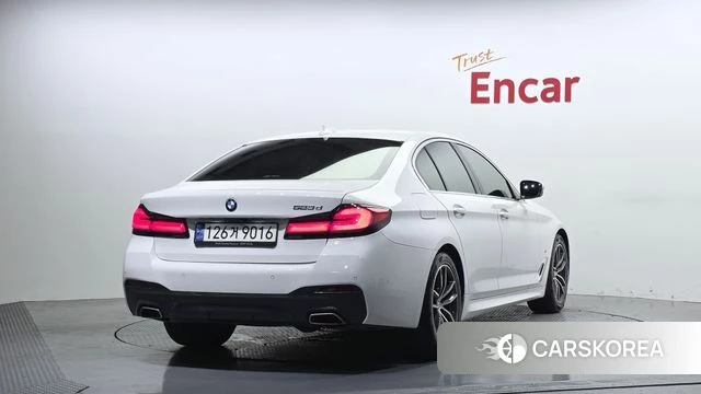 BMW 5 Series (G30) id 4362032 из Кореи 12