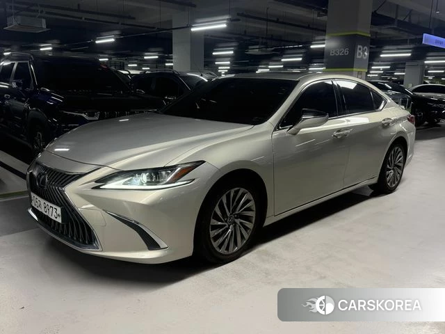 Lexus ES300h 7th generation id 4638093 из Кореи 8