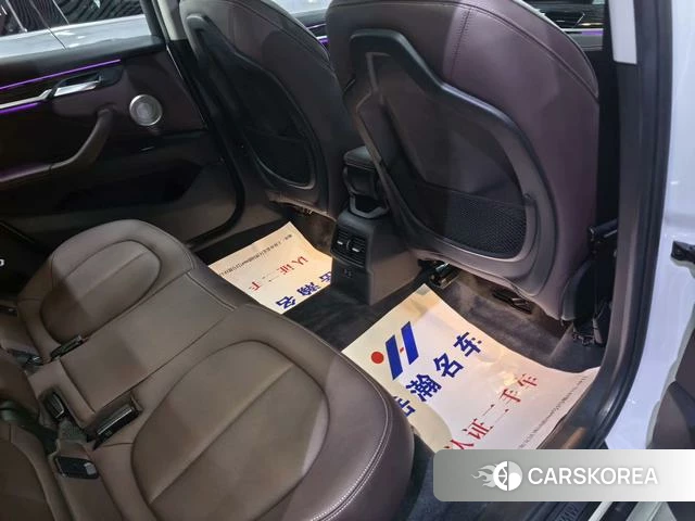 BMW X1 2021 Белый из Китая, фото 2