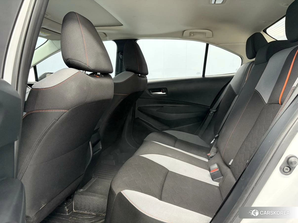 Toyota Corolla 2023 Белый из Китая, фото 4