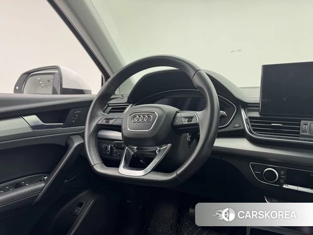 Audi Q5L id 4257311 из Китая 12