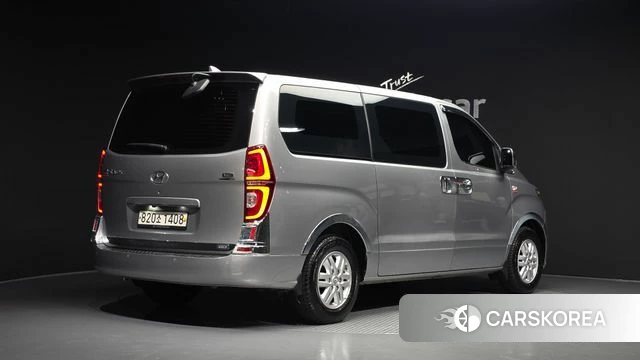 Hyundai The New Grand Starex id 4465349 из Кореи 12