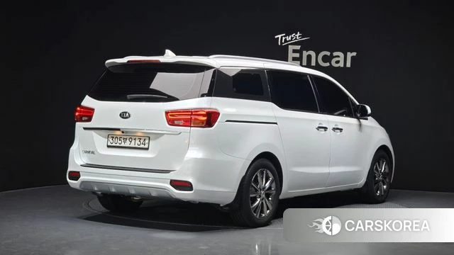 Kia The New Carnival id 4615342 из Кореи 12