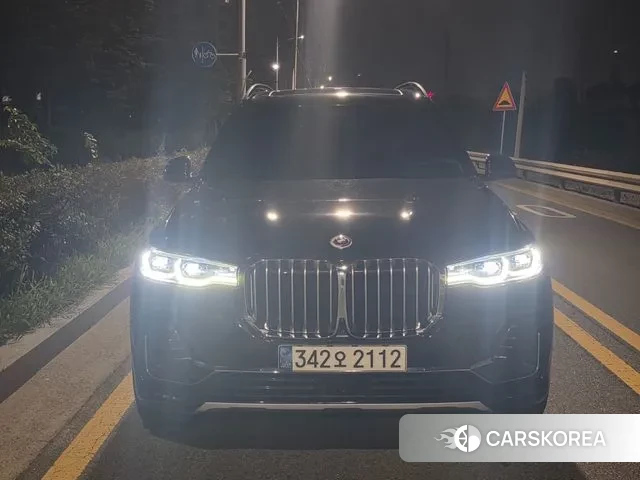 BMW X7 (G07) 2021 Черный из Кореи, фото 2