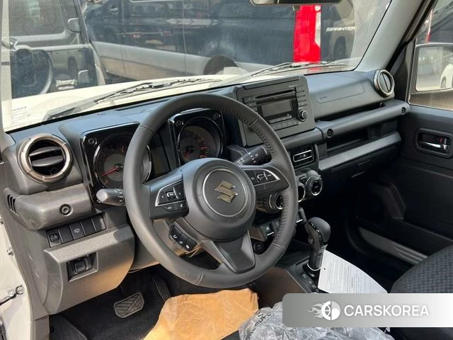 Suzuki Jimny (imported) 2025 Серебристо-серый из Китая, фото 2