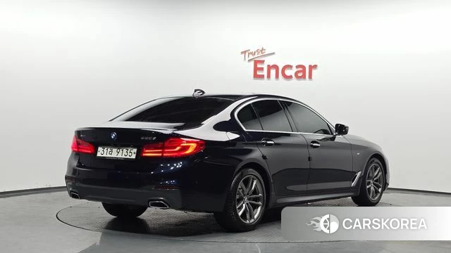 BMW 5 Series (G30) id 3873951 из Кореи 12