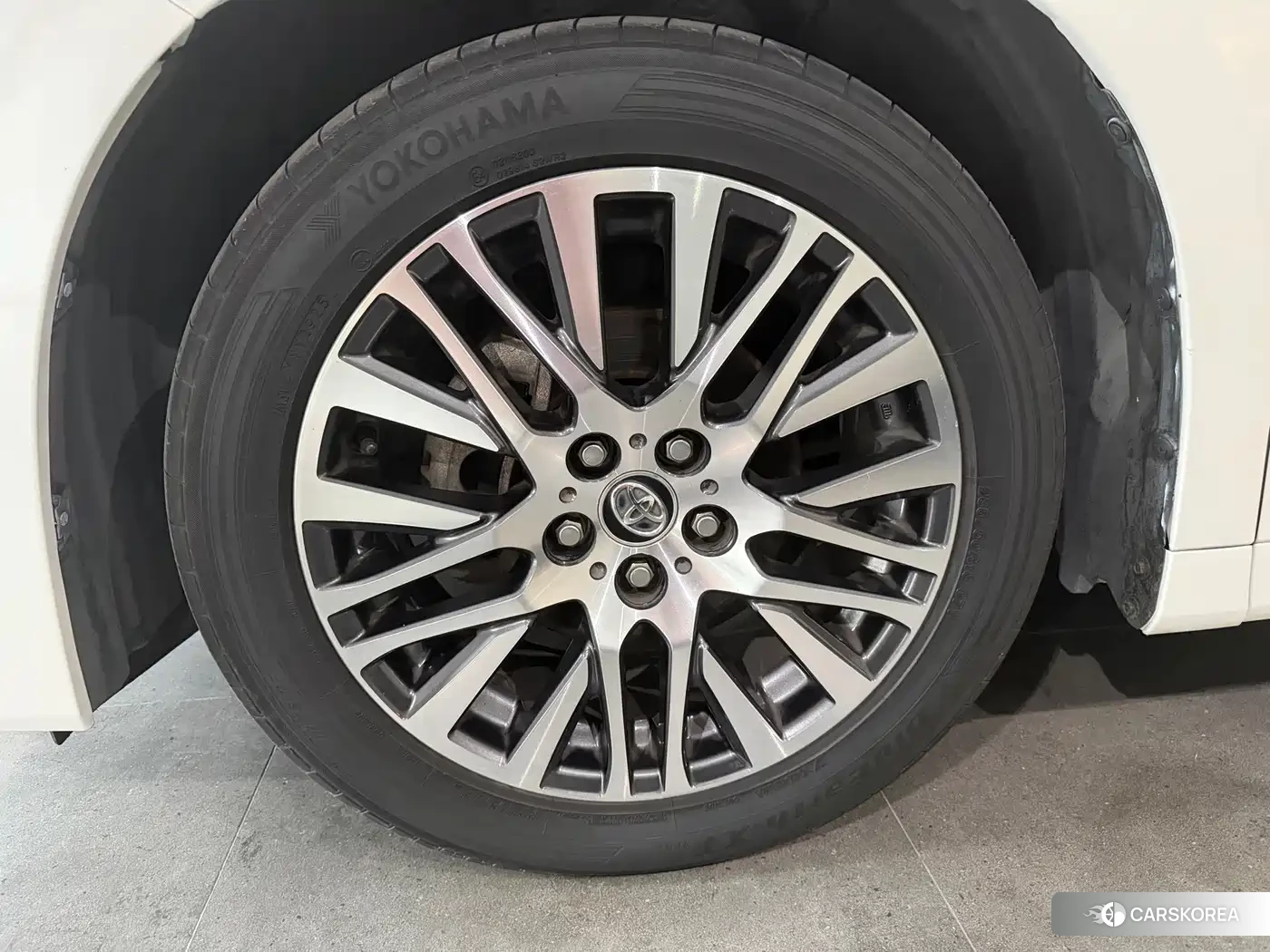 Toyota Elfa 2019 Белый из Китая, фото 2