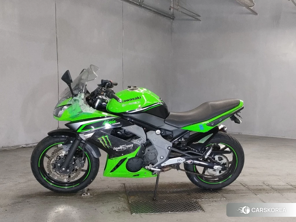 Проданный Kawasaki NINJA 400R 2013 из Японии, фото 2