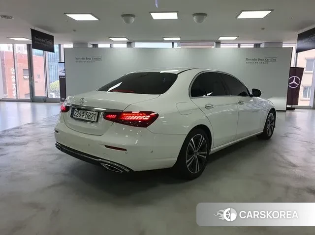 Mercedes-Benz E-Class W213 id 3133599 из Кореи 9