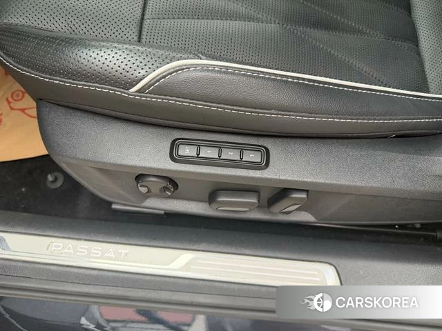 Volkswagen Passat id 4359154 из Китая 11