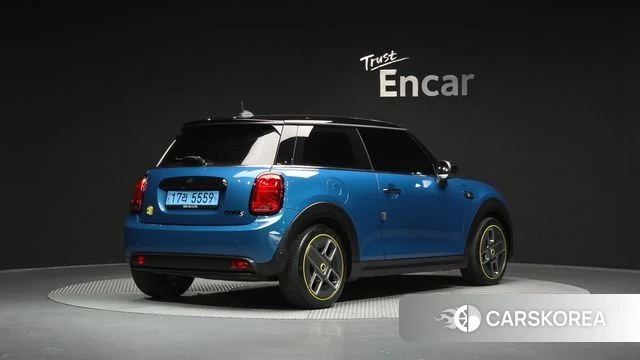 Mini Cooper Electric id 4337238 из Кореи 12