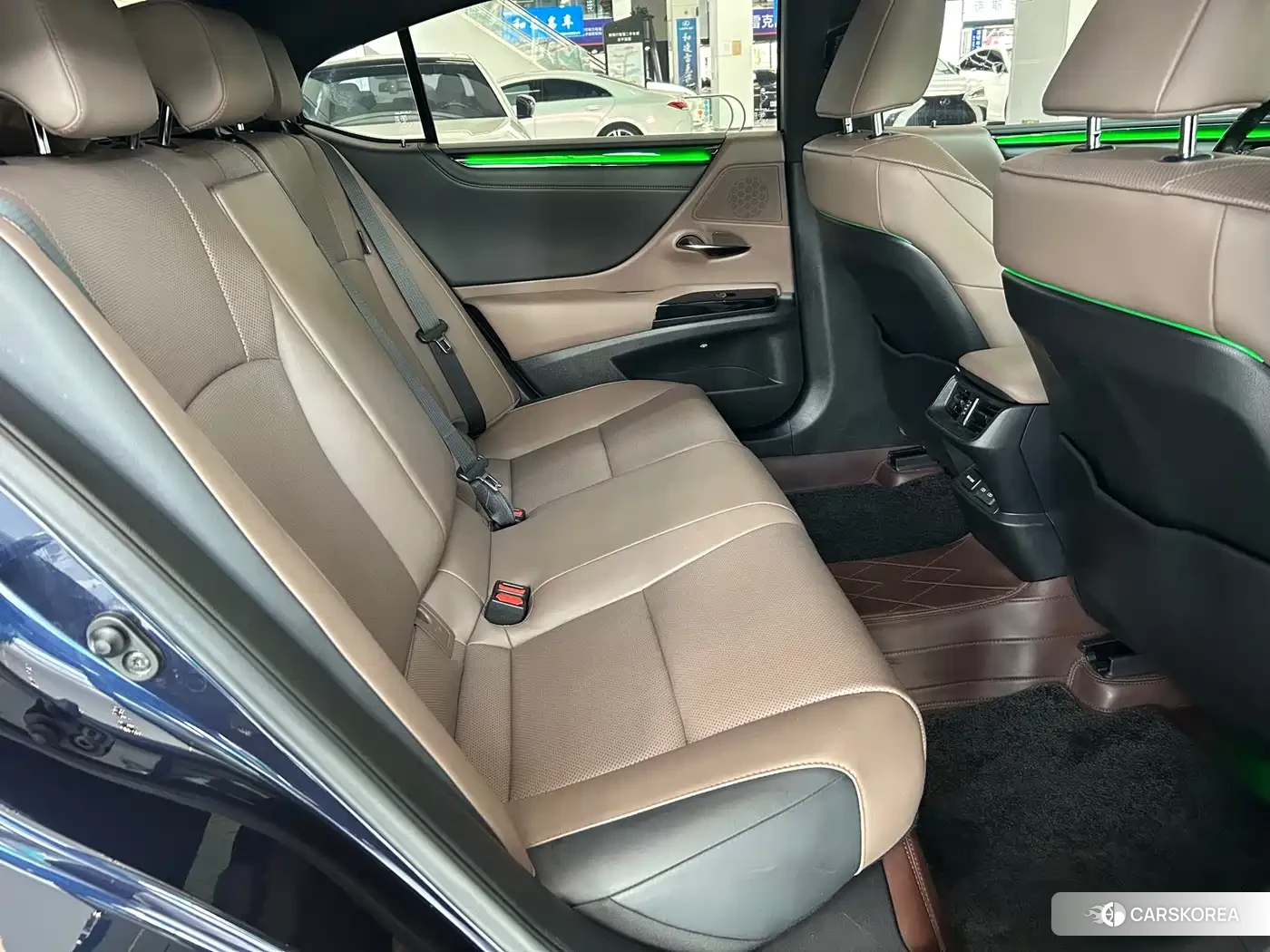 Lexus ES id 4659710 из Китая 12