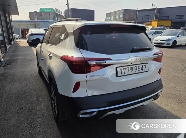 Kia Seltos 2021 Белый из Кореи, фото 5