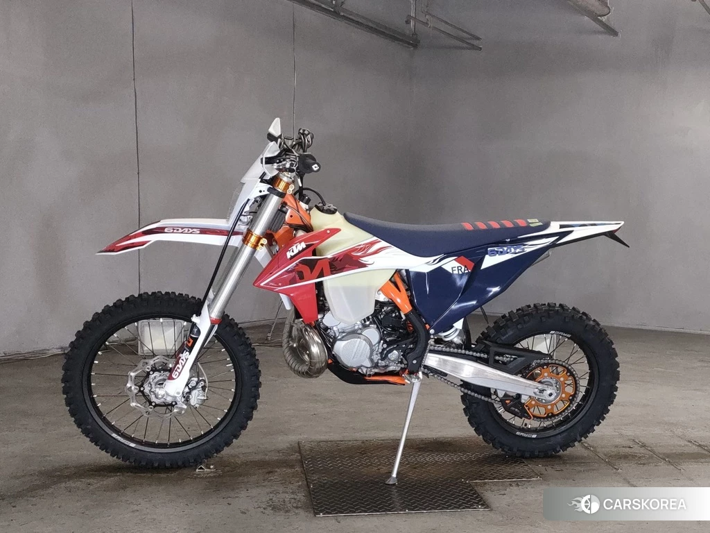 Проданный KTM 250EXC SIXDAYS TPI 2023 из Японии, фото 2