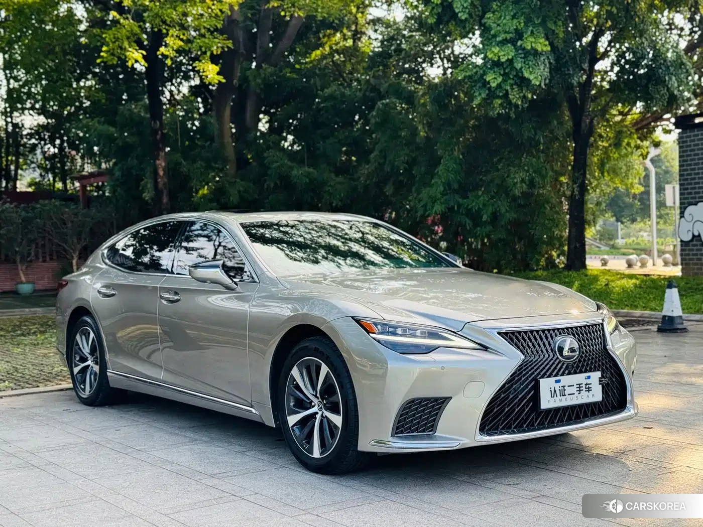 Lexus LS id 4664425 из Китая 12