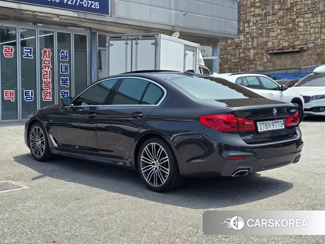 BMW 5 Series (G30) id 4424322 из Кореи 12