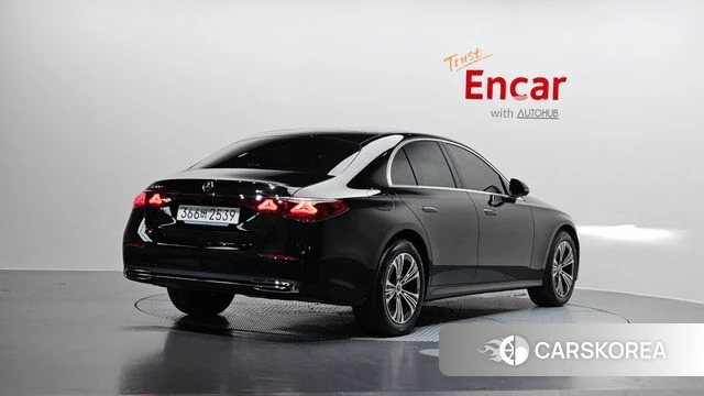 Mercedes-Benz E-Class W214 id 4307890 из Кореи 12