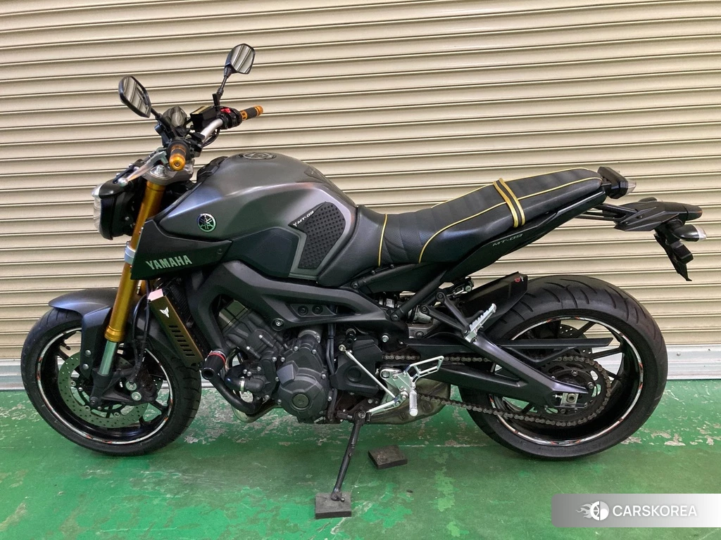 Проданный Yamaha MT-09 2014 из Японии