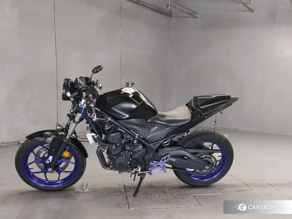 Проданный Yamaha YZF-R25 2016 из Японии