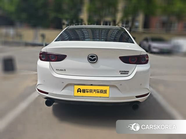 Mazda 3 Angkesaila 2023 Белый из Китая, фото 2