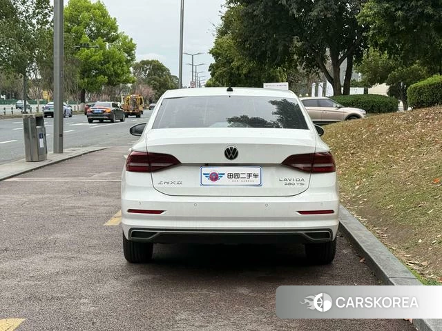 Volkswagen Lavida 2021 Белый из Китая, фото 2