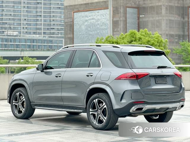 Mercedes-Benz GLE PHEV 2022 Темно-серый из Китая, фото 5